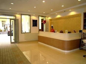 ג'ינאן Juranzhijia Business Hotel מראה חיצוני תמונה