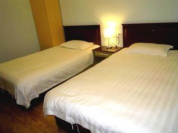ג'ינאן Juranzhijia Business Hotel מראה חיצוני תמונה